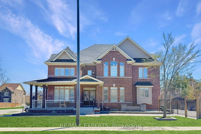22 Travers Gate