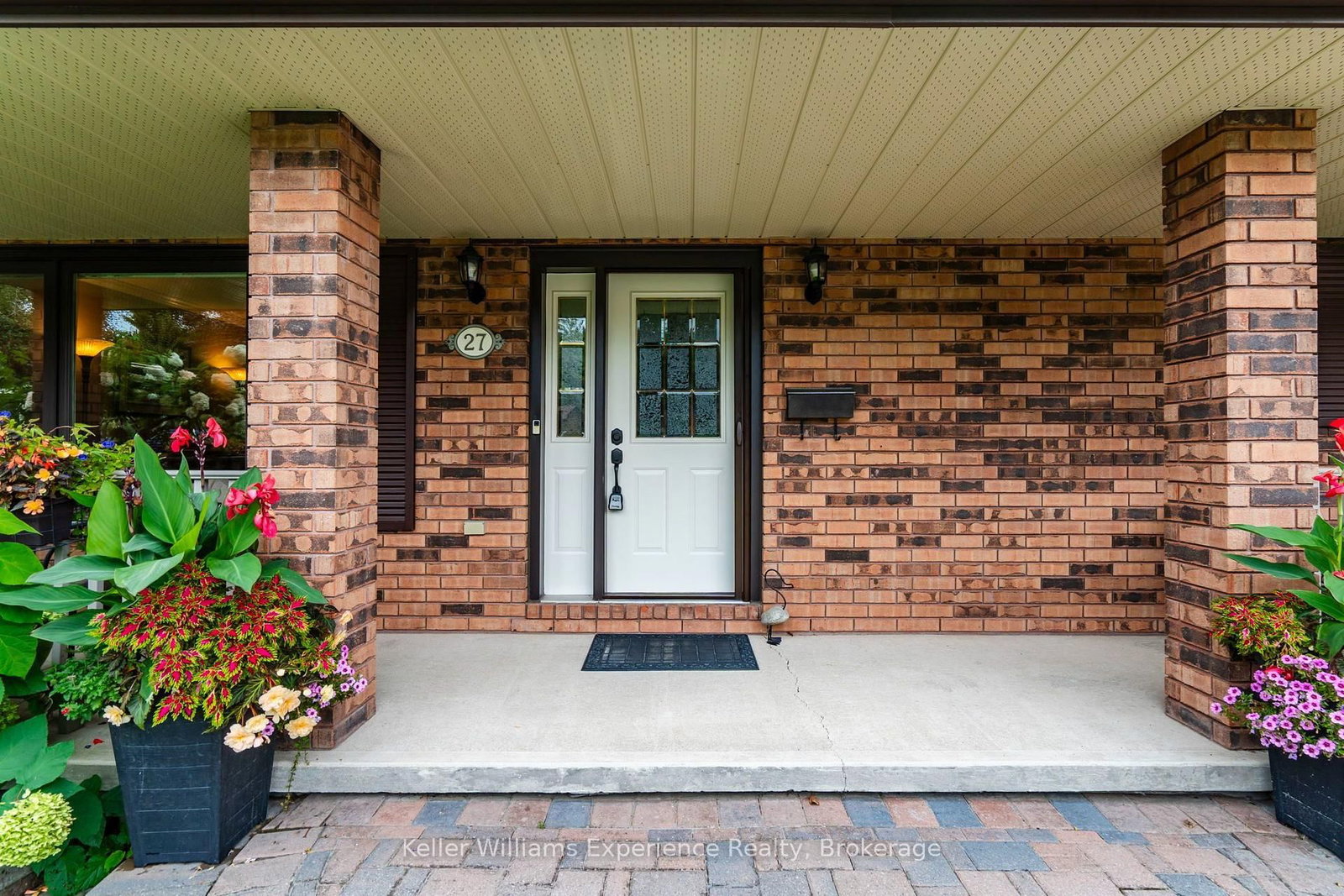 27 Rosewood Avenue • Springwater, ON photo 11