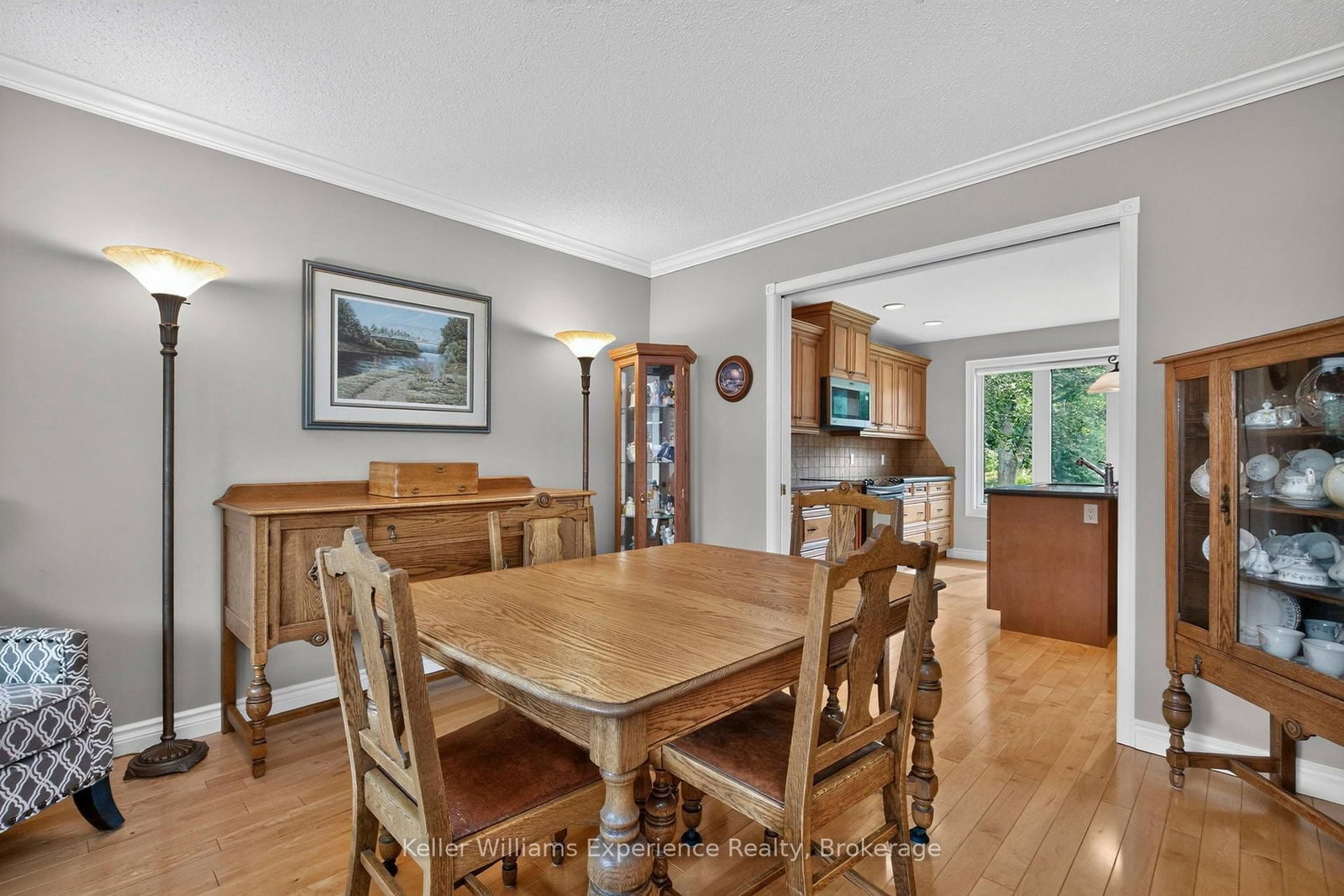 27 Rosewood Avenue • Springwater, ON photo 25