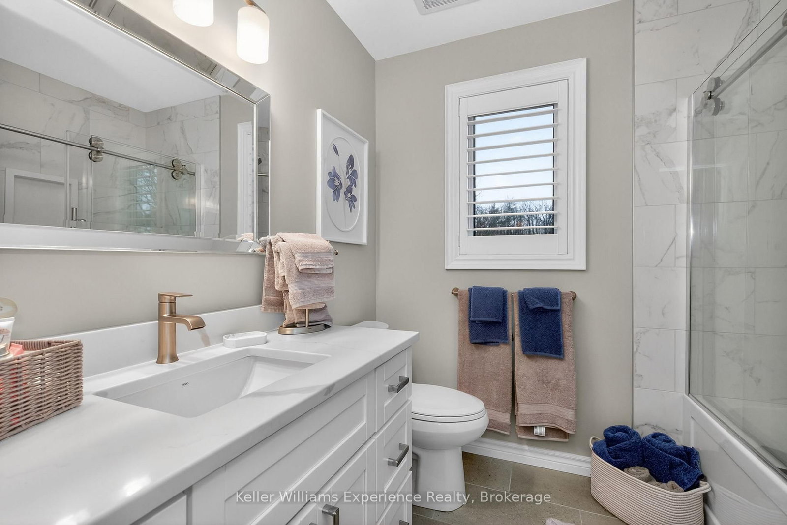 27 Rosewood Avenue • Springwater, ON photo 40