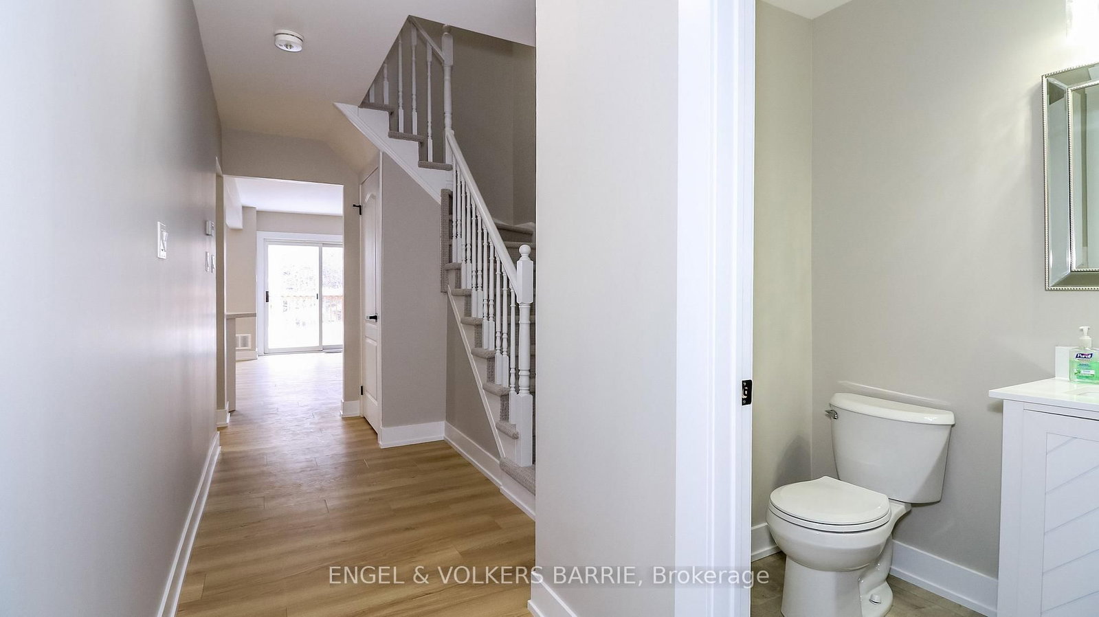 20 Kelly Place - Photo 4