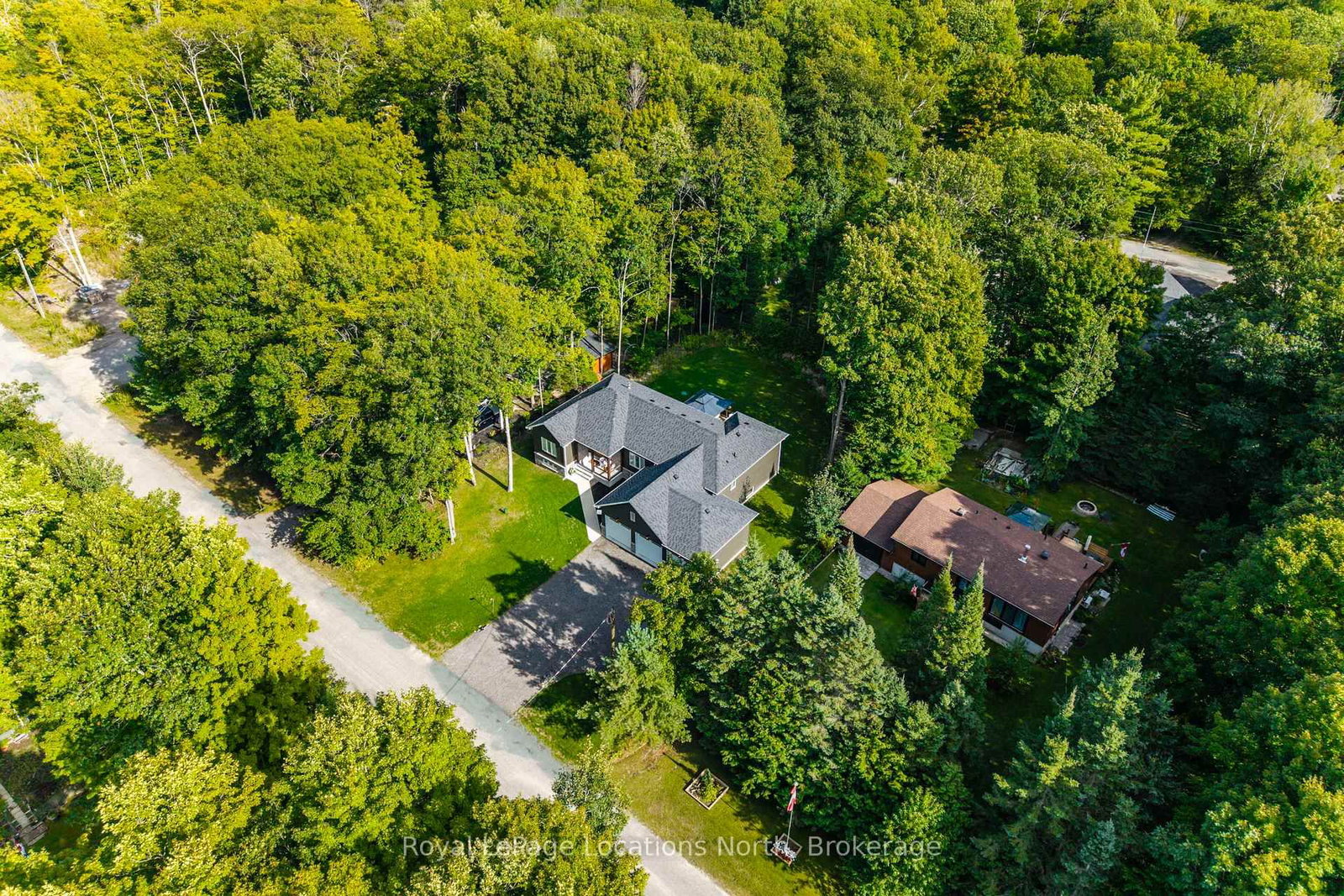 Detached House for sale at 15 Pinecone Avenue, Tiny, Ontario, L9M 0J2 - Rural Tiny - MLS: S13123782