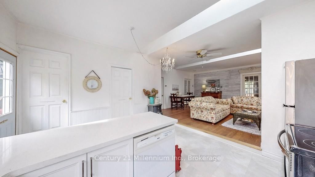 19 HASTINGS Avenue • Tiny, ON photo 10
