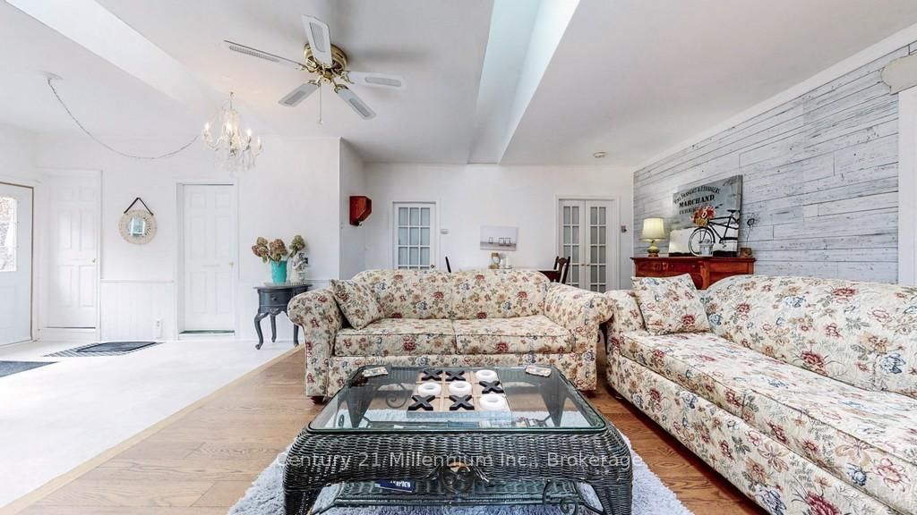 19 HASTINGS Avenue • Tiny, ON photo 13