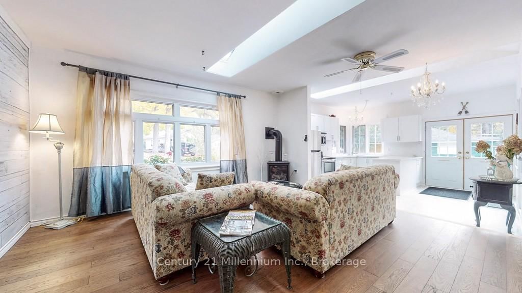 19 HASTINGS Avenue • Tiny, ON photo 15