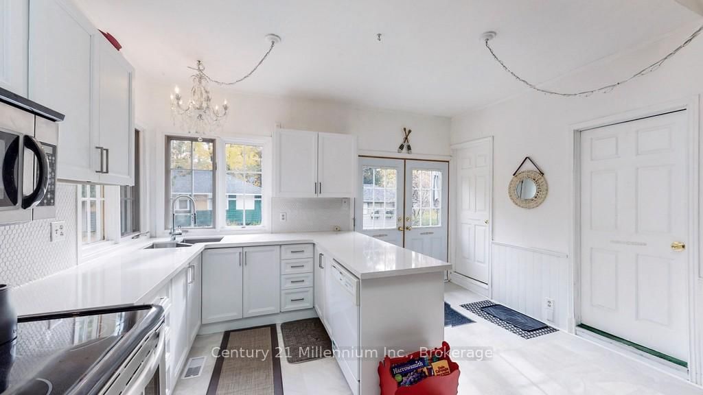 19 HASTINGS Avenue • Tiny, ON photo 6