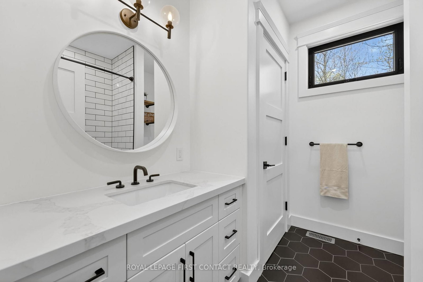 144 Arlynn Crescent • Penetanguishene, ON photo 18