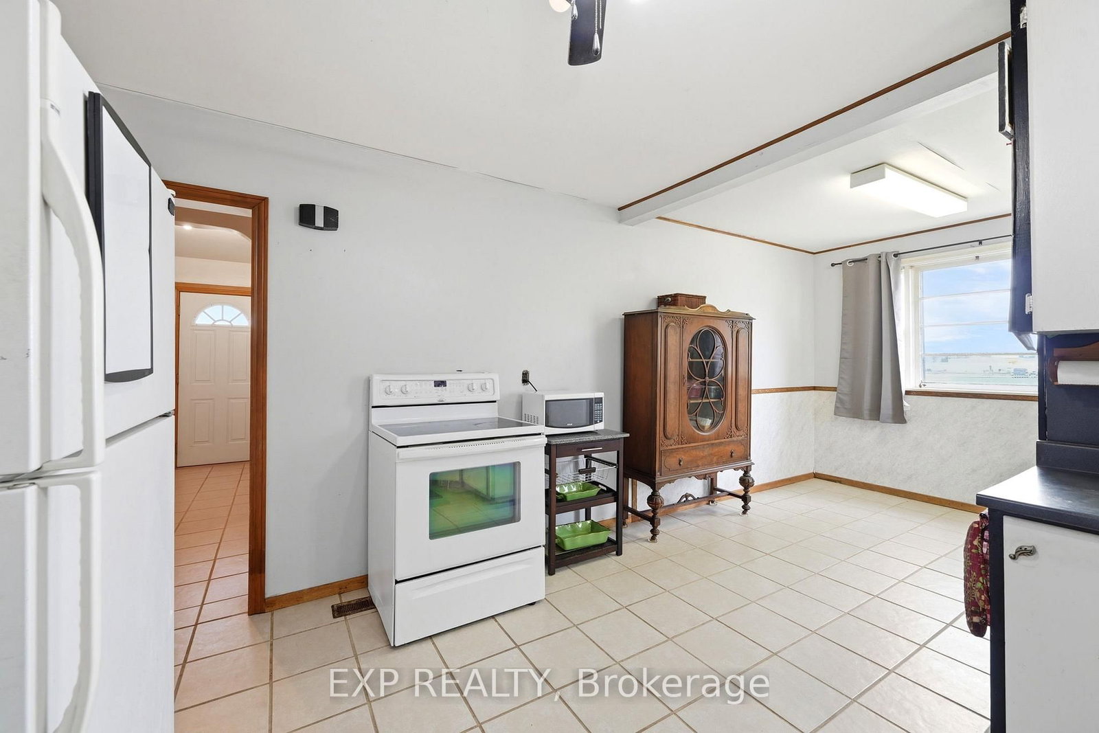 4142 Stewarts Lane • Severn, ON photo 15