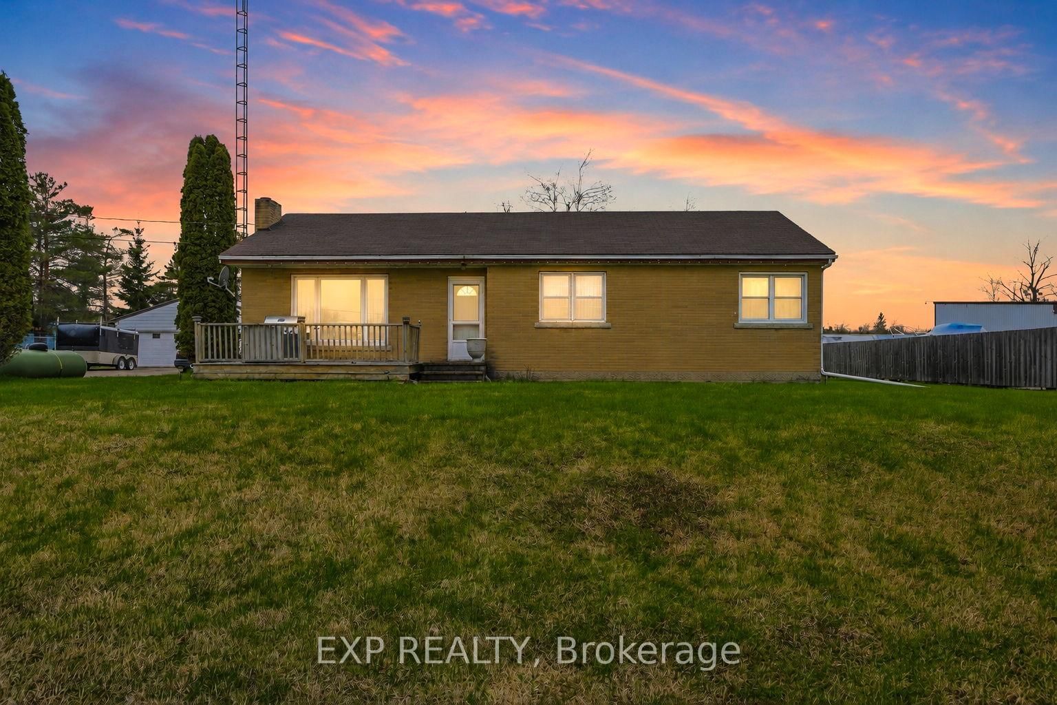 4142 Stewarts Lane • Severn, ON photo 2