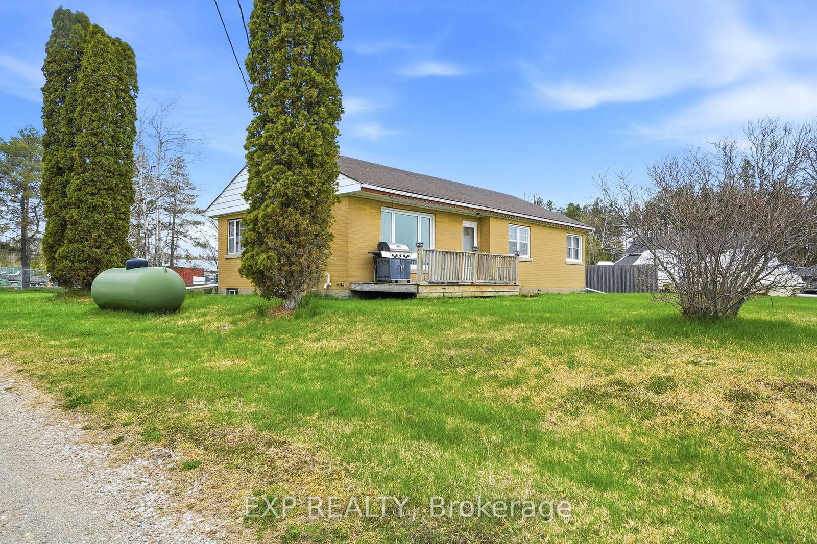 4142 Stewarts Lane • Severn, ON photo 4