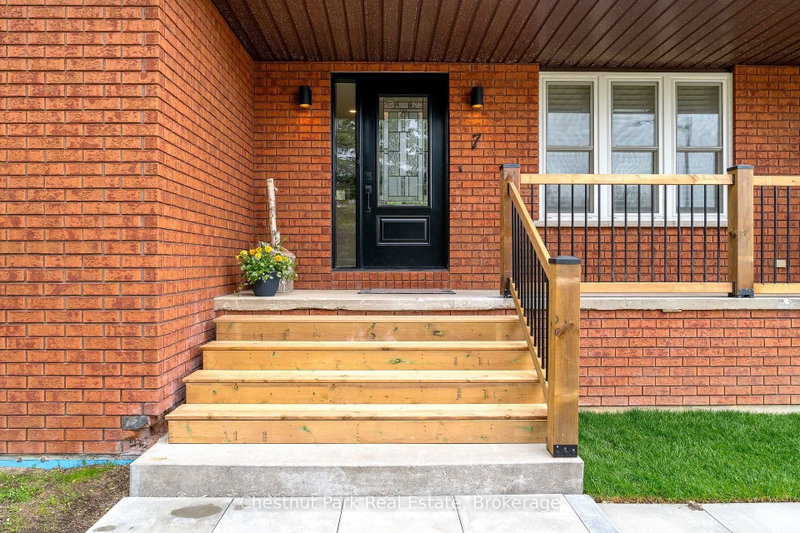 7 McKean Boulevard