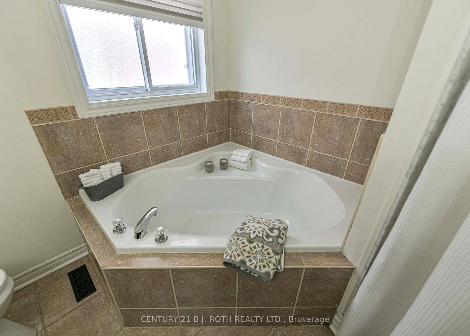 4 Lister Drive • Barrie, ON photo 39