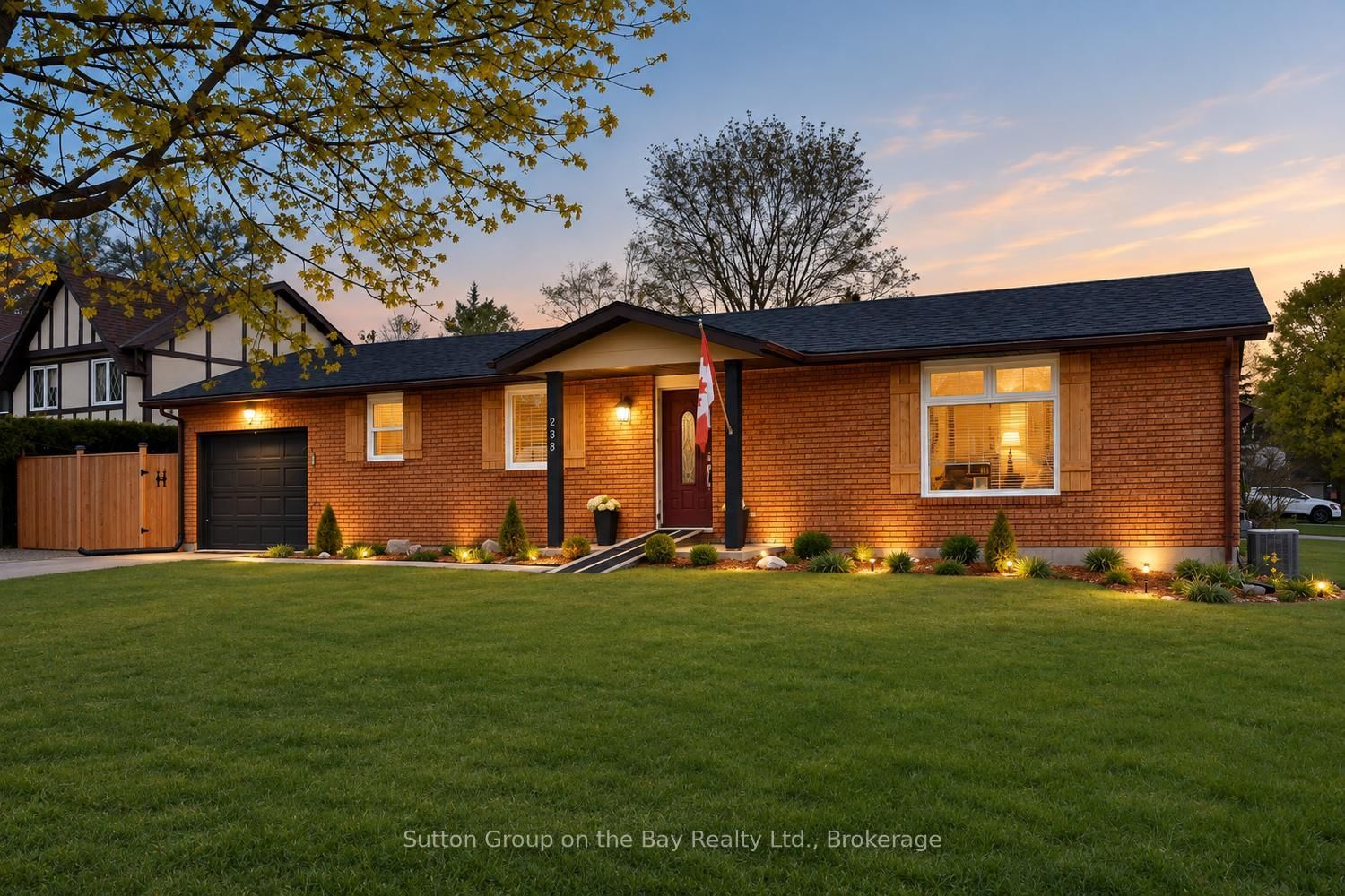 238 McCrea Drive • Clearview, ON photo 1