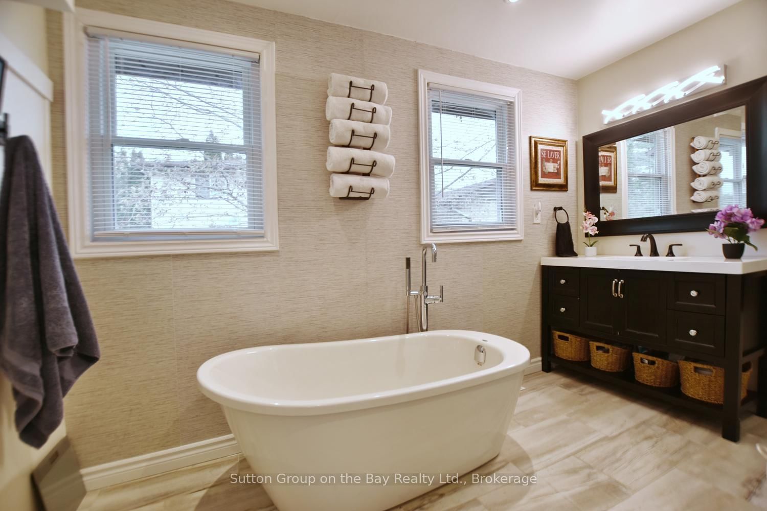 238 McCrea Drive • Clearview, ON photo 15