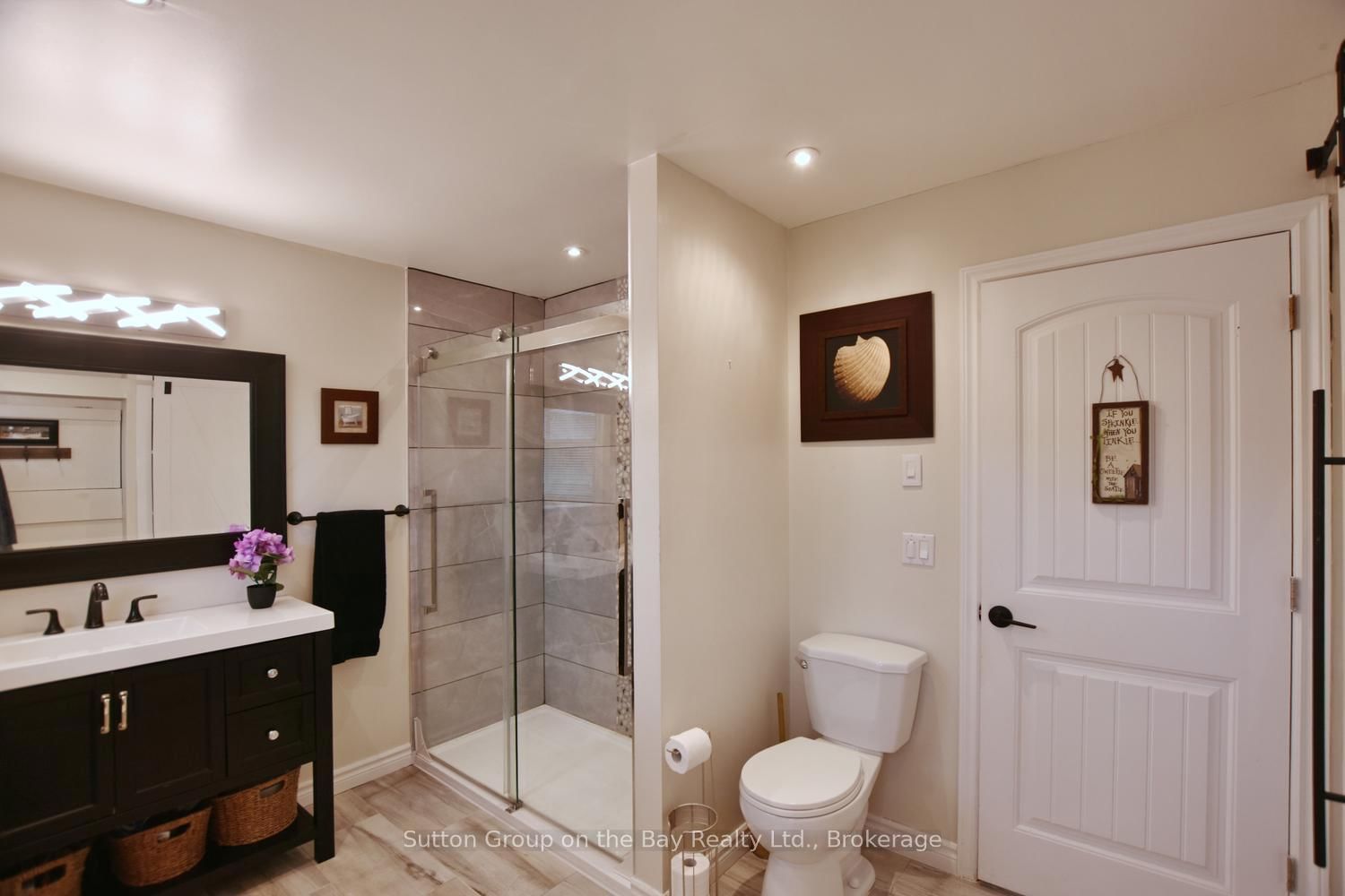 238 McCrea Drive • Clearview, ON photo 16