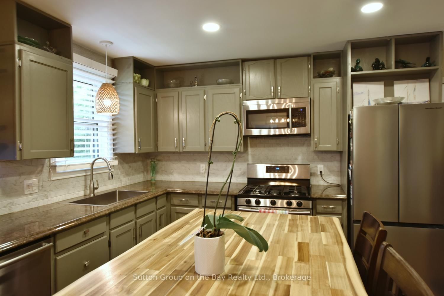 238 McCrea Drive • Clearview, ON photo 9