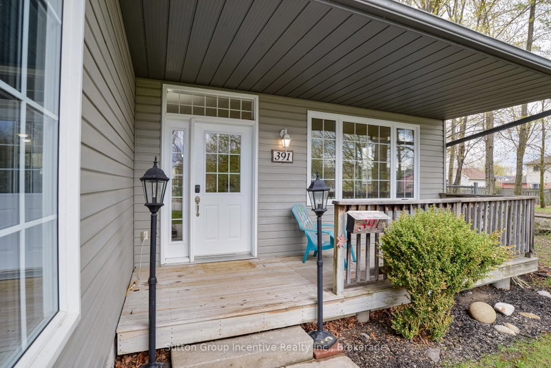 391 Grenville Avenue