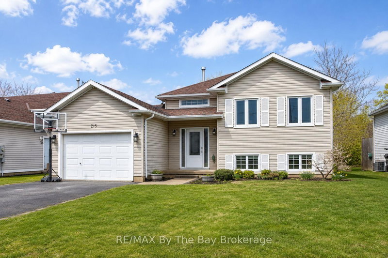 215 Montreal St, Clearview, Ontario