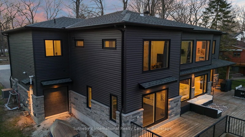 71 OAK LEA Boulevard