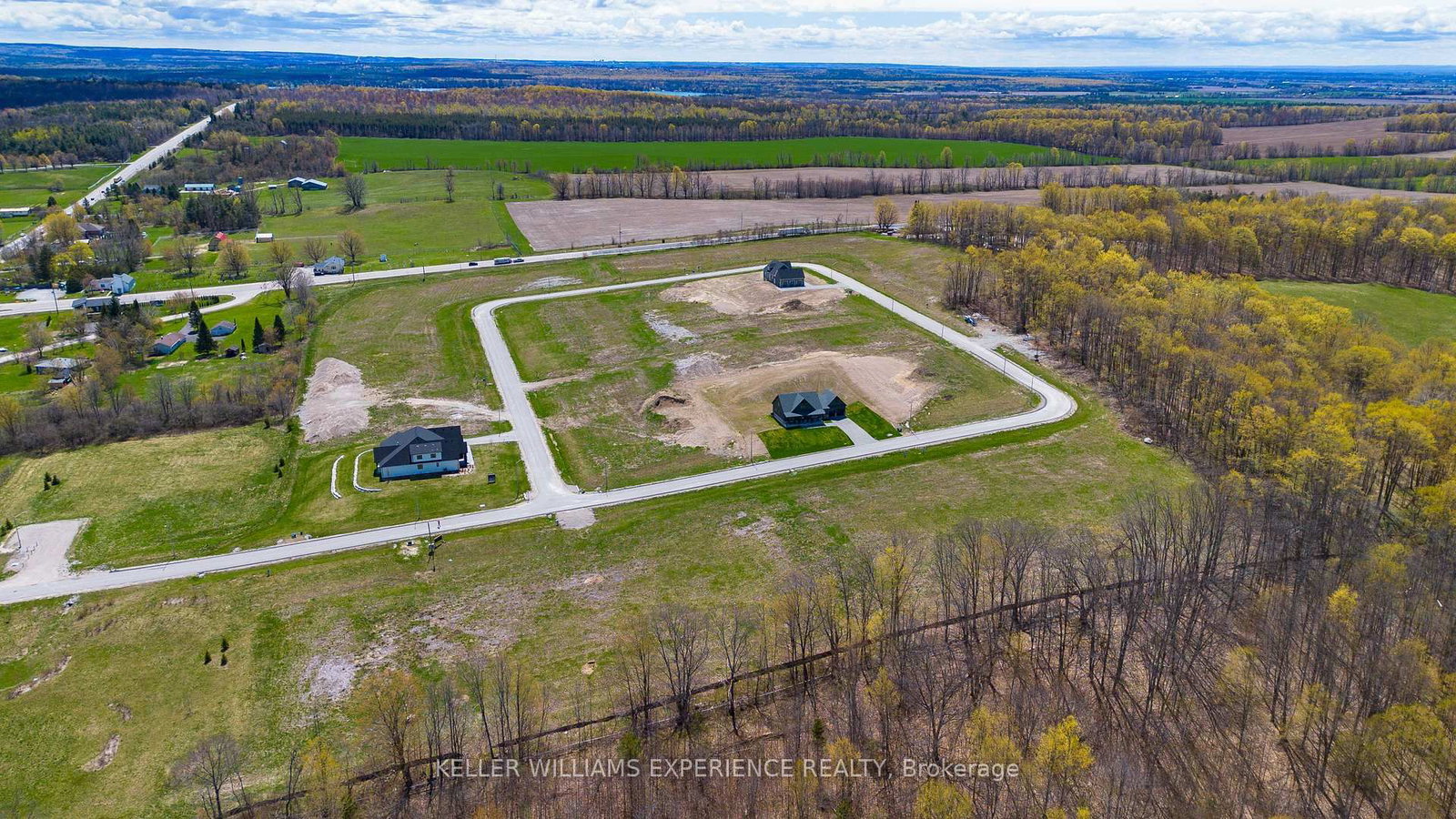 69 Waverley Heights • Tay, ON photo 3