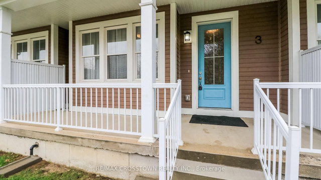 3 Julia Crescent