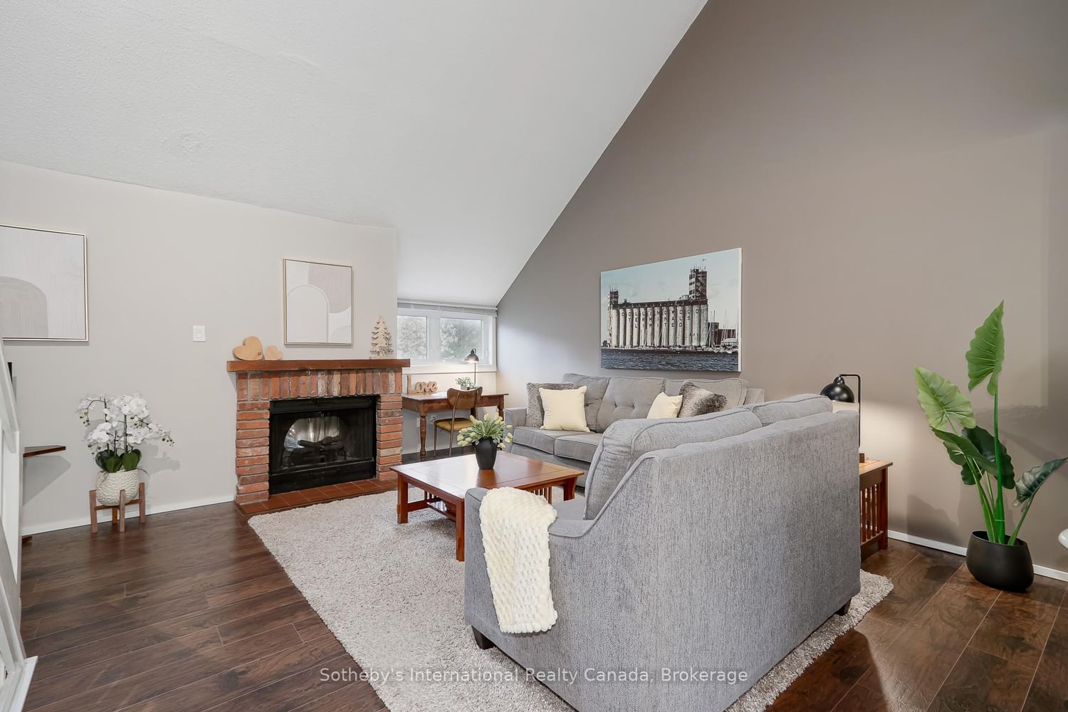 214 Escarpment Crescent • #214 • Collingwood, ON photo 7