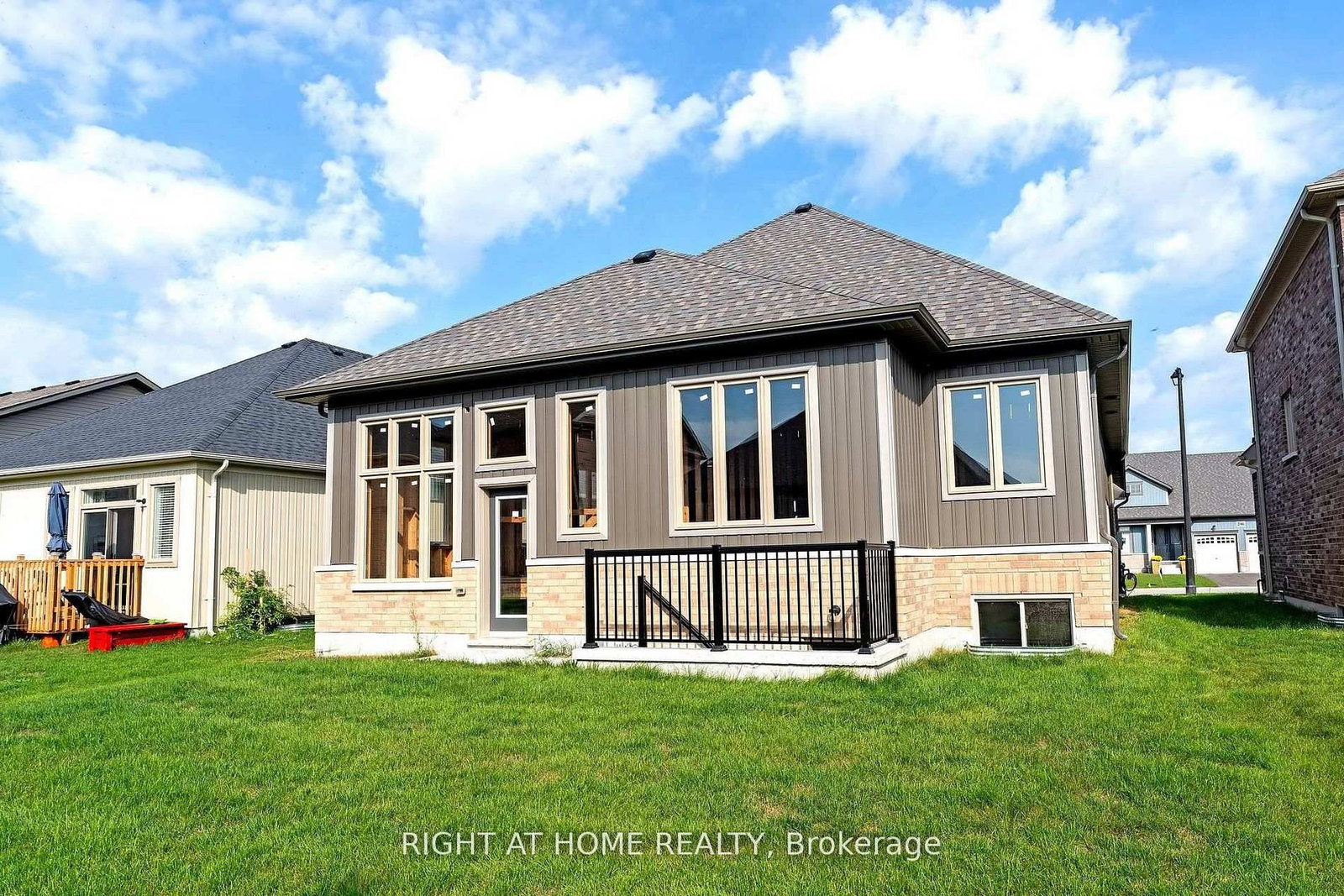 245 Wilcox Drive - Photo 10