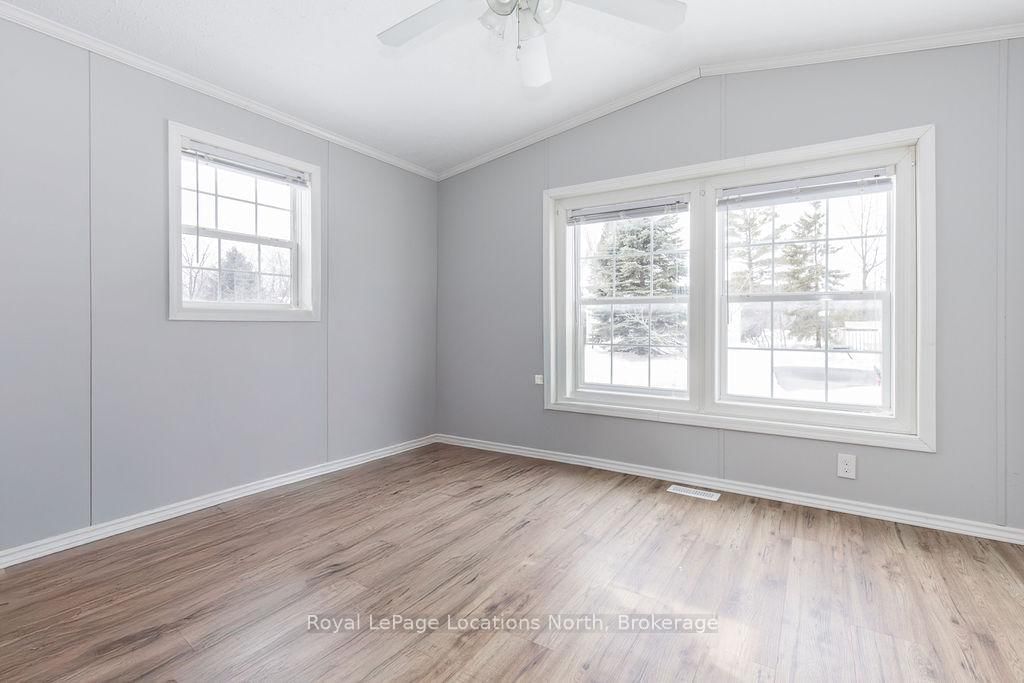 89 GEORGIAN GLEN Drive • Wasaga Beach, ON photo 17