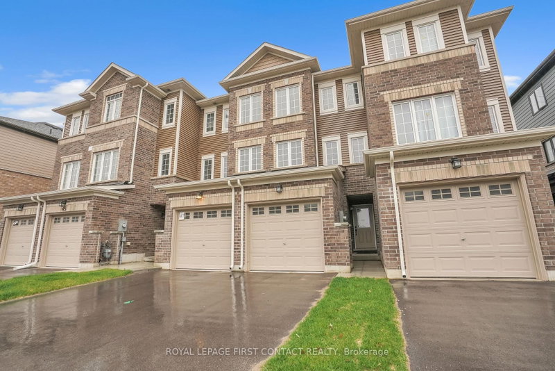 49 Pumpkin Corner Crescent