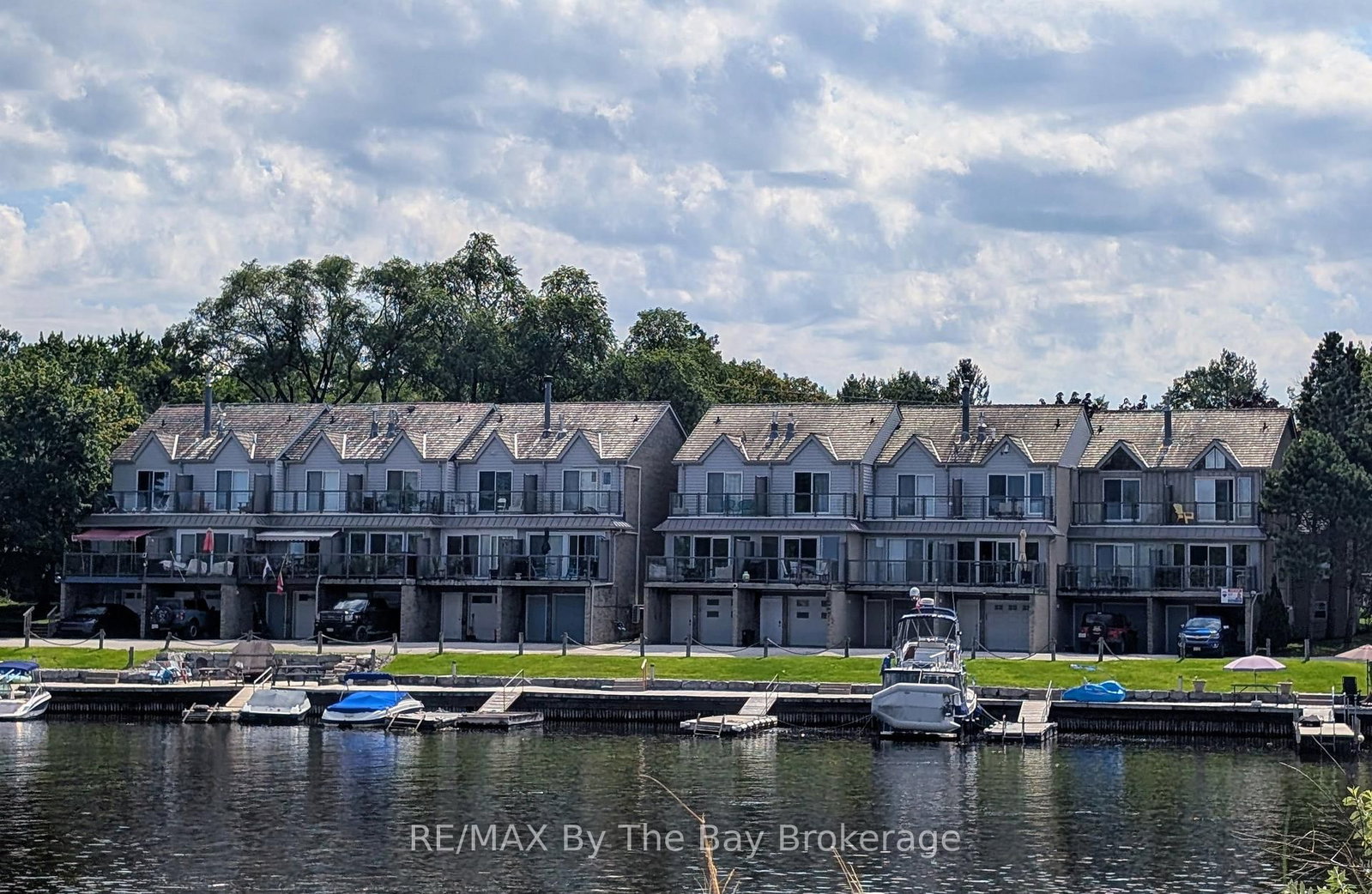 216 River Road E • #1 • Wasaga Beach, ON photo 2