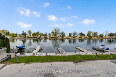 216 River Road E • #1 • Wasaga Beach, ON photo 4
