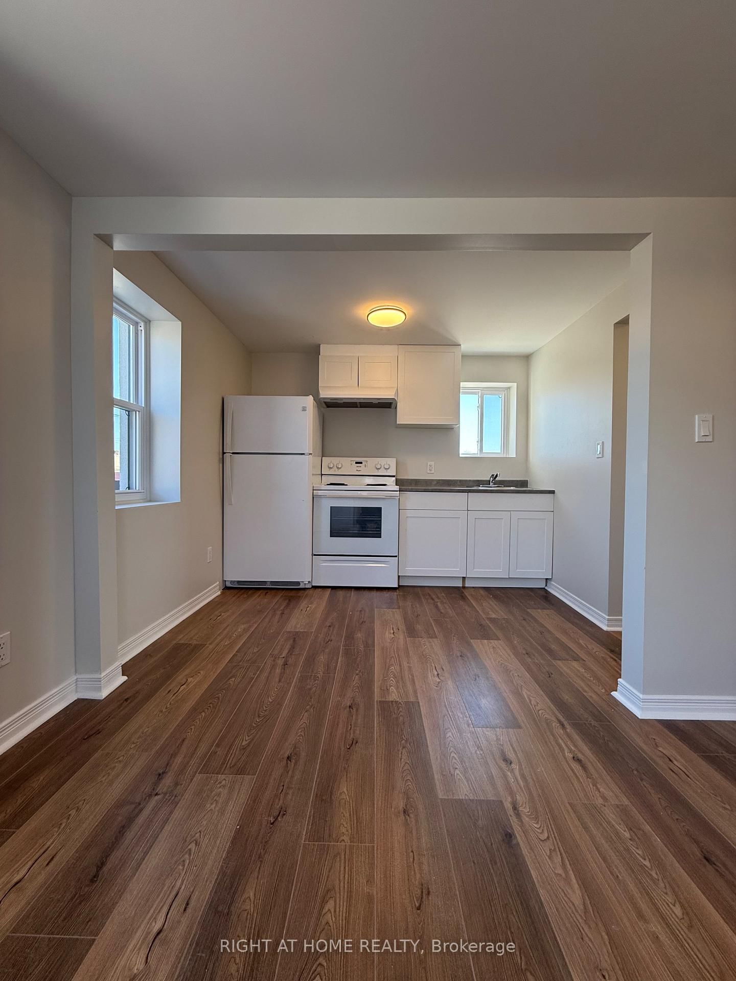 28 N West Street • Orillia, ON photo 15