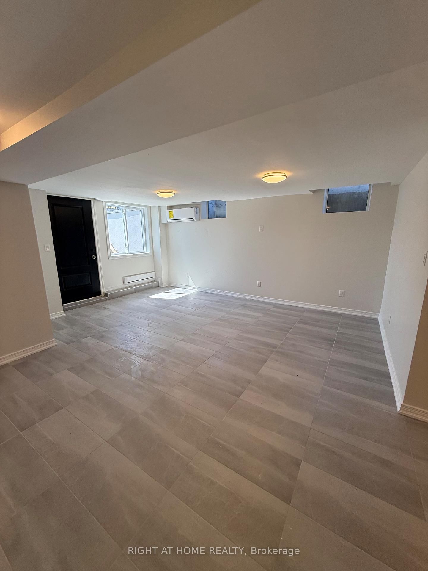 28 N West Street • Orillia, ON photo 31
