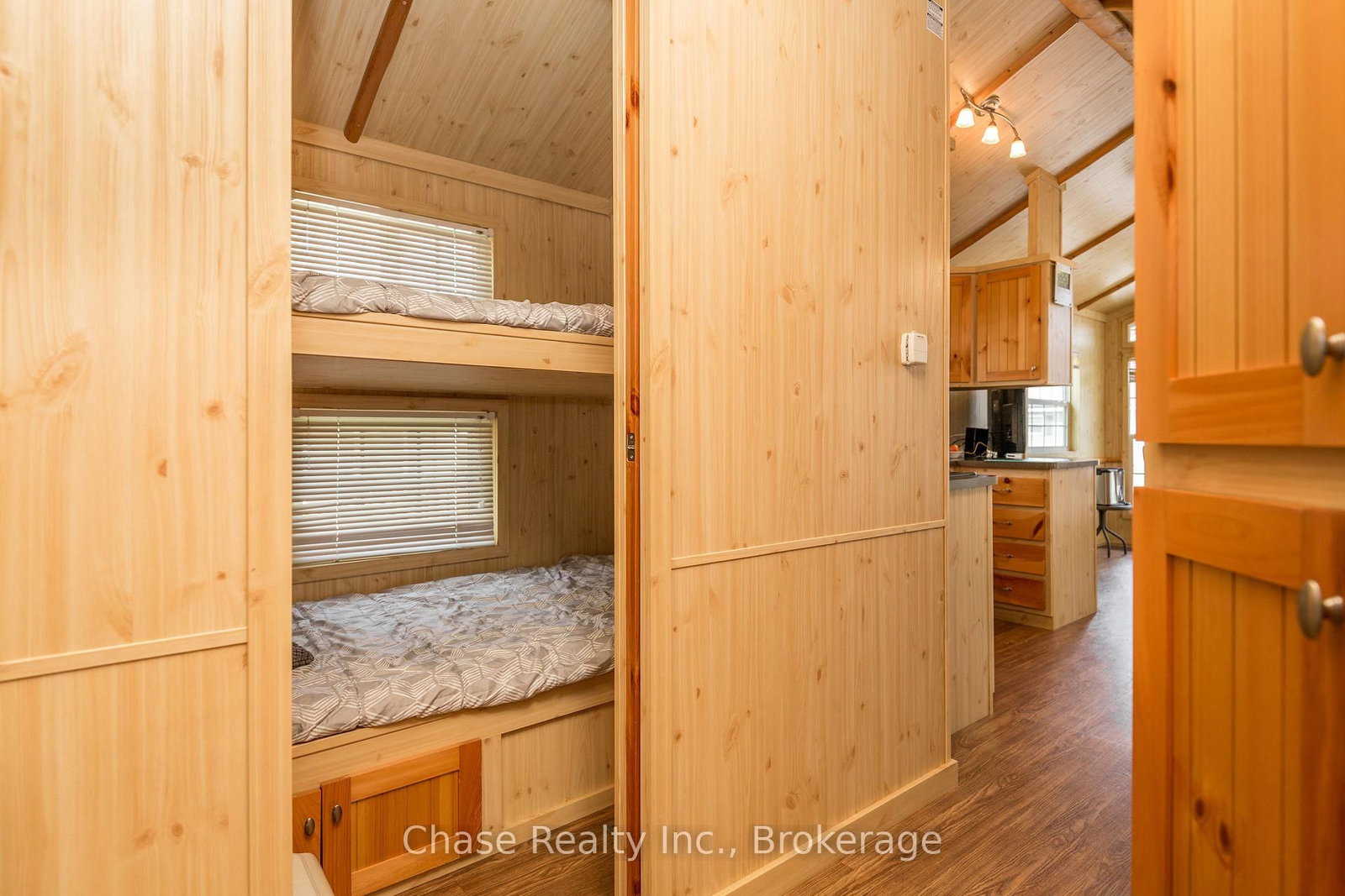 38 Temagami Trail • Wasaga Beach, ON photo 9