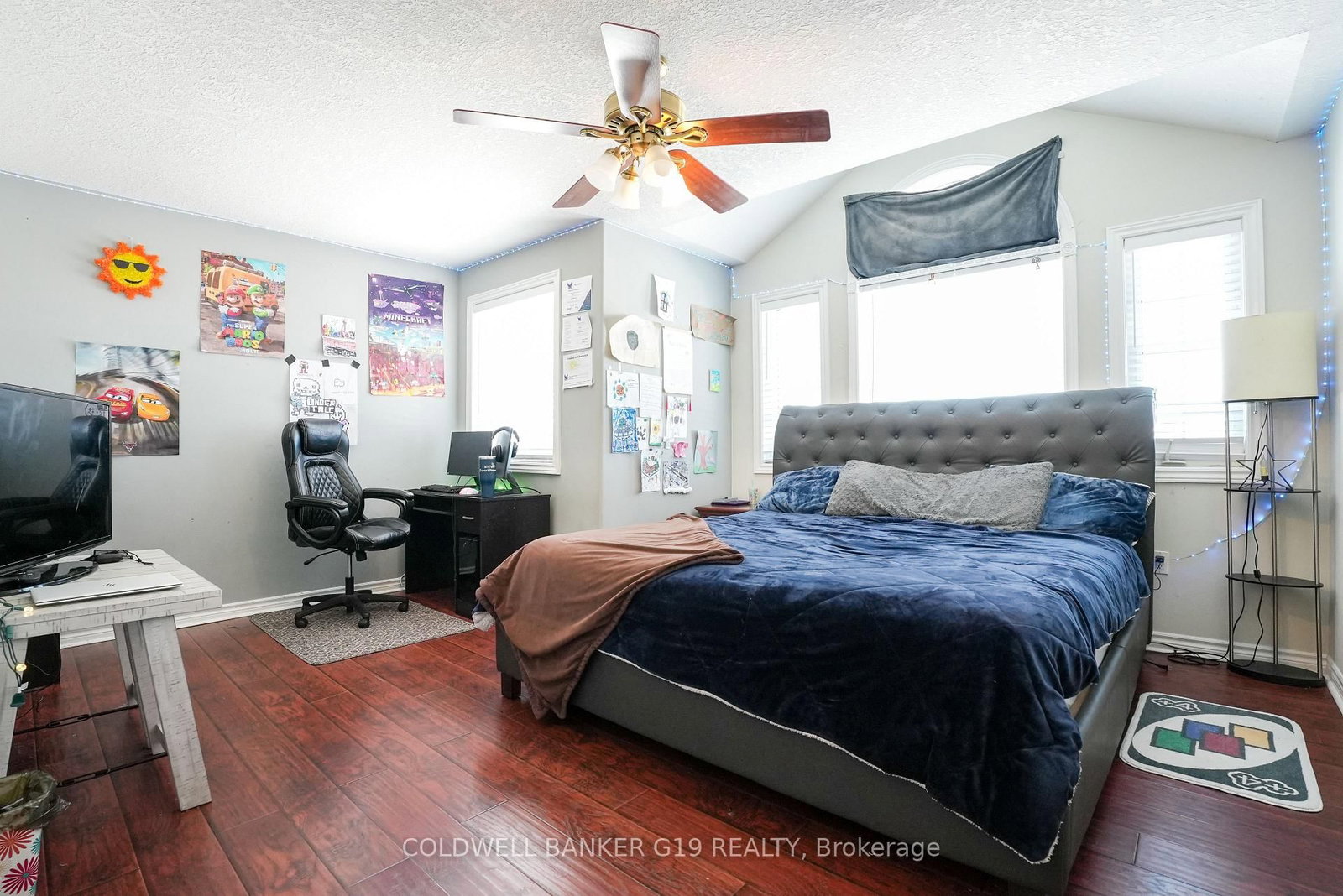 Listing Image 22