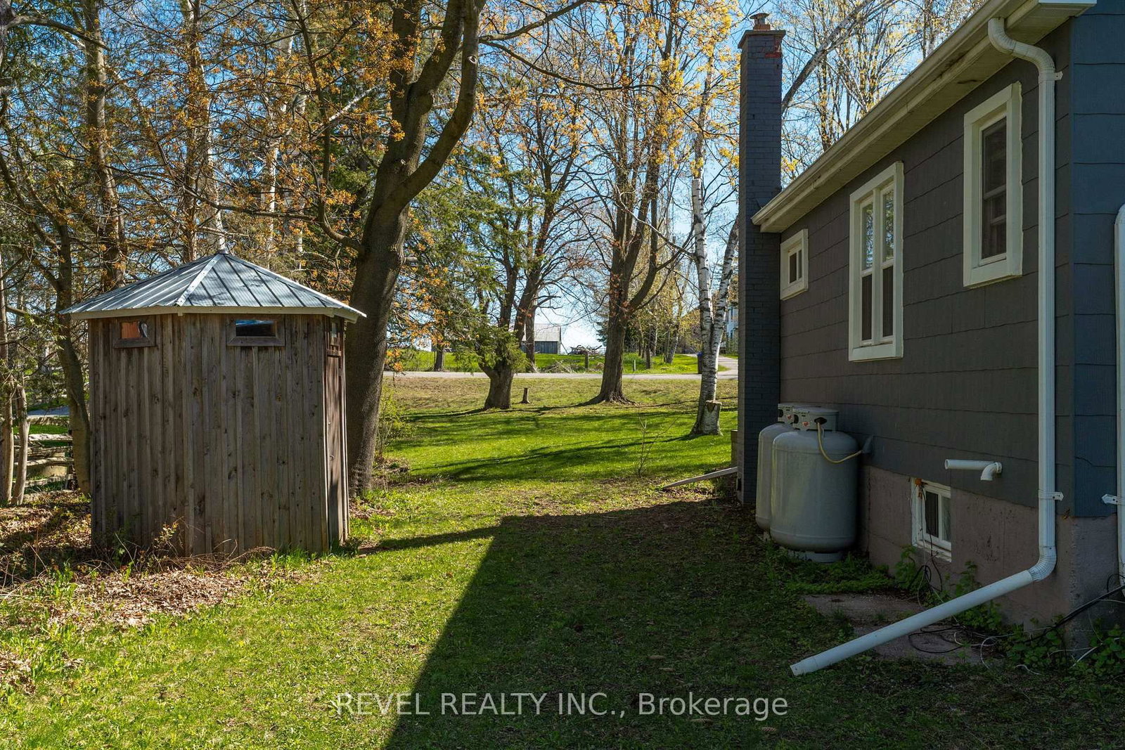 2940 Old Second Road S • Springwater, ON photo 26