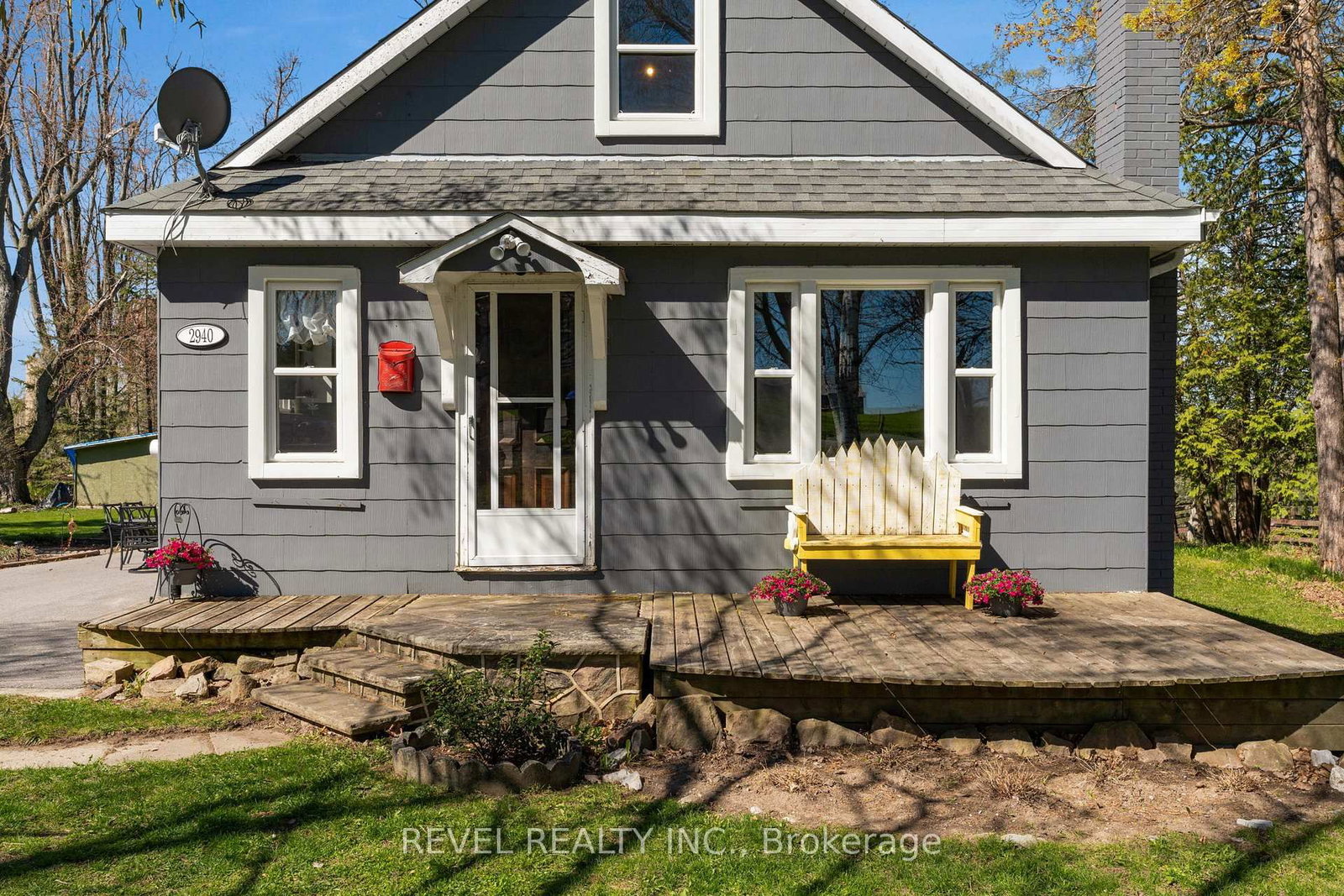 2940 Old Second Road S • Springwater, ON photo 4