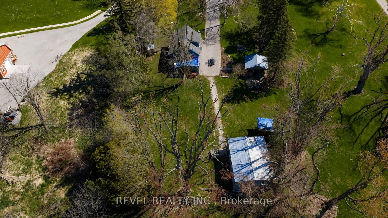 2940 Old Second Road S • Springwater, ON photo 44