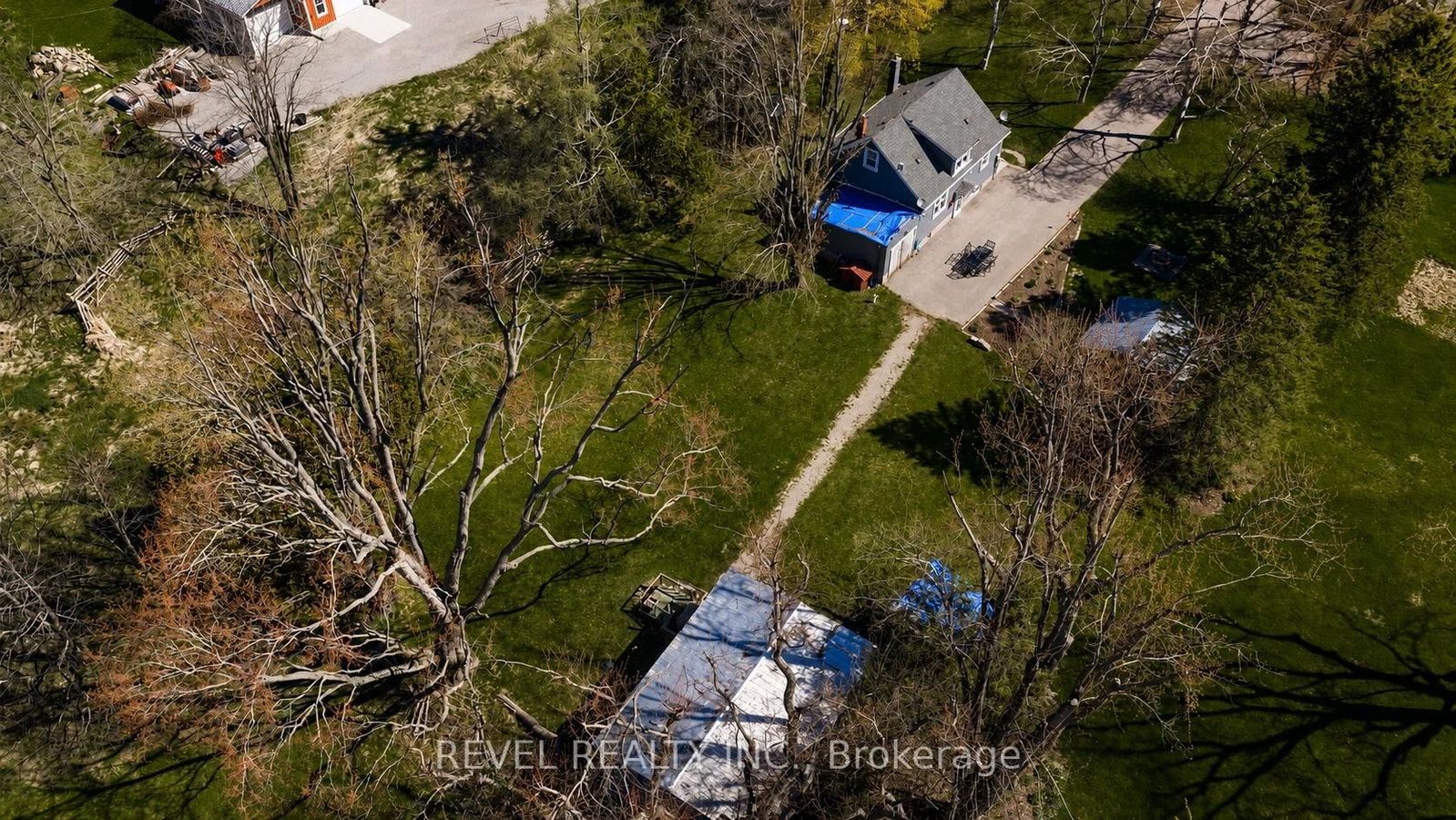 2940 Old Second Road S • Springwater, ON photo 45