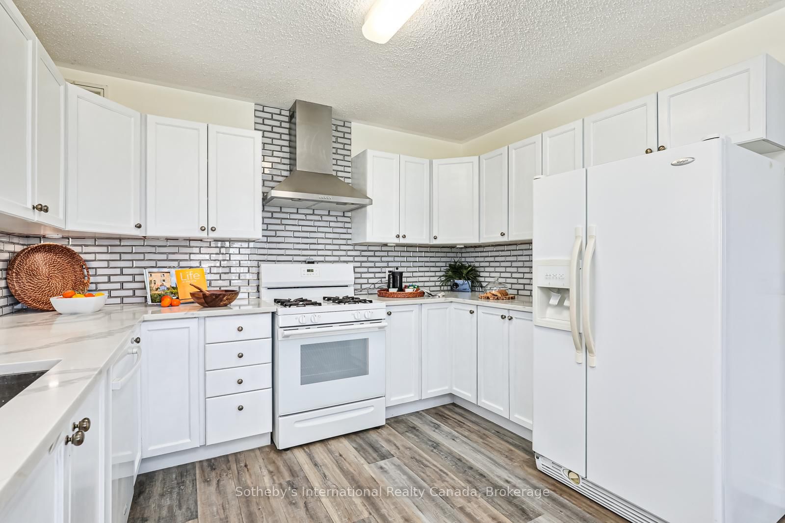 11 Stalker Street • Collingwood, ON photo 13