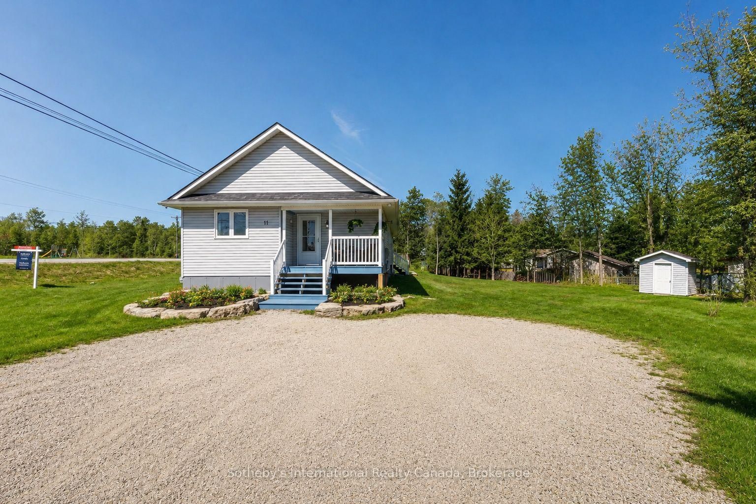 11 Stalker Street • Collingwood, ON photo 37