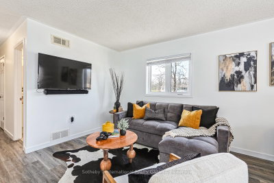 11 Stalker Street • Collingwood, ON photo 9