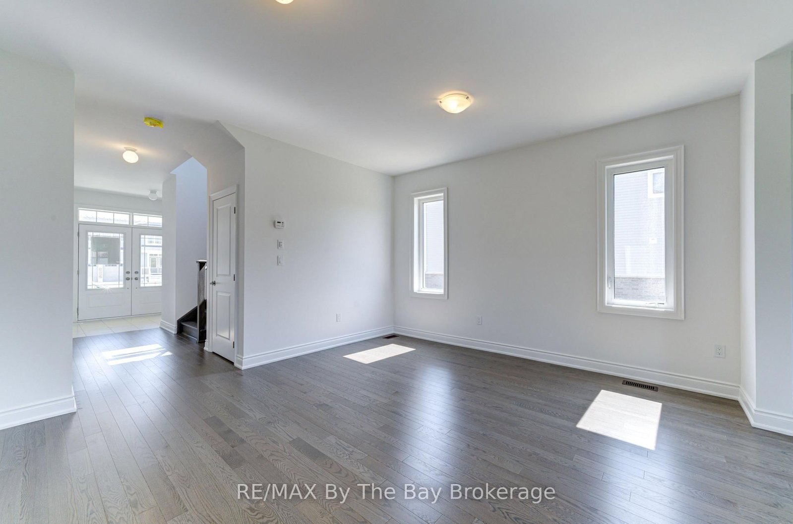 16 Misty Ridge Road • Wasaga Beach, ON photo 2