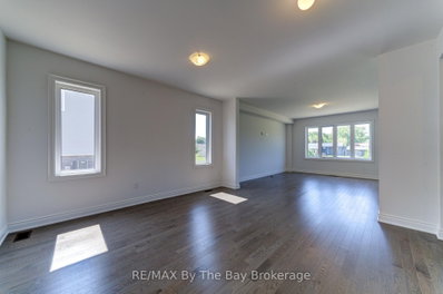 16 Misty Ridge Road • Wasaga Beach, ON photo 4