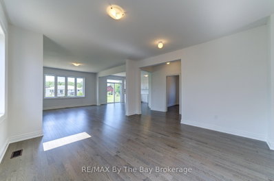 16 Misty Ridge Road • Wasaga Beach, ON photo 7