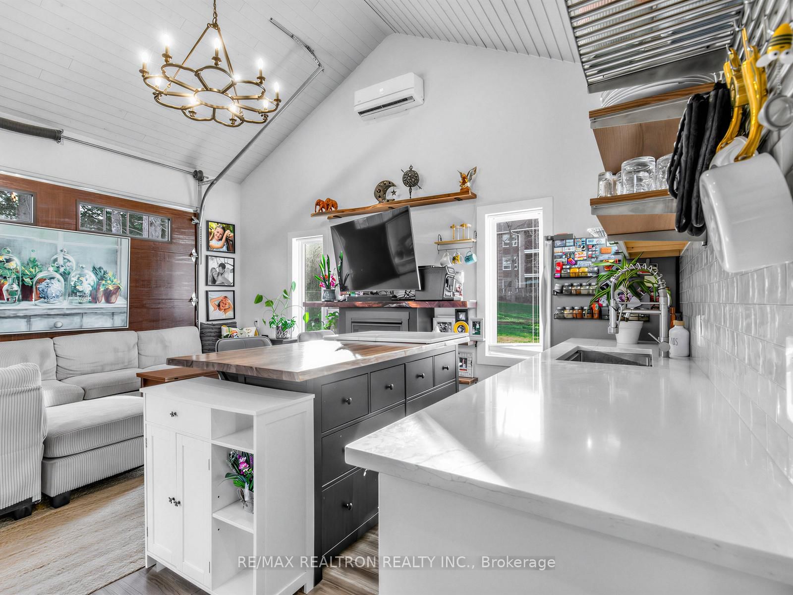 115 Clapperton Street • Barrie, ON photo 38