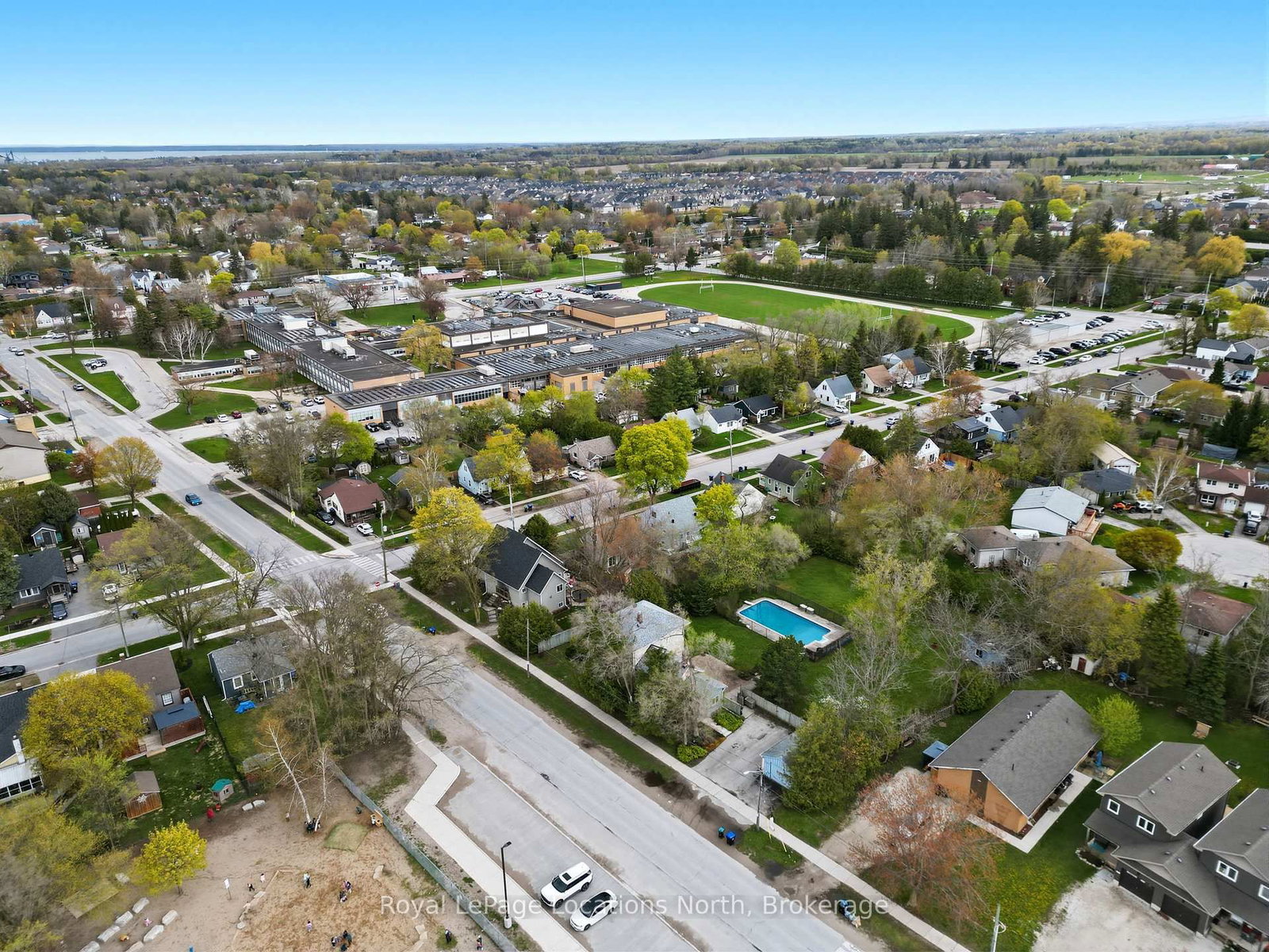 562 Cameron Street • Collingwood, ON photo 38