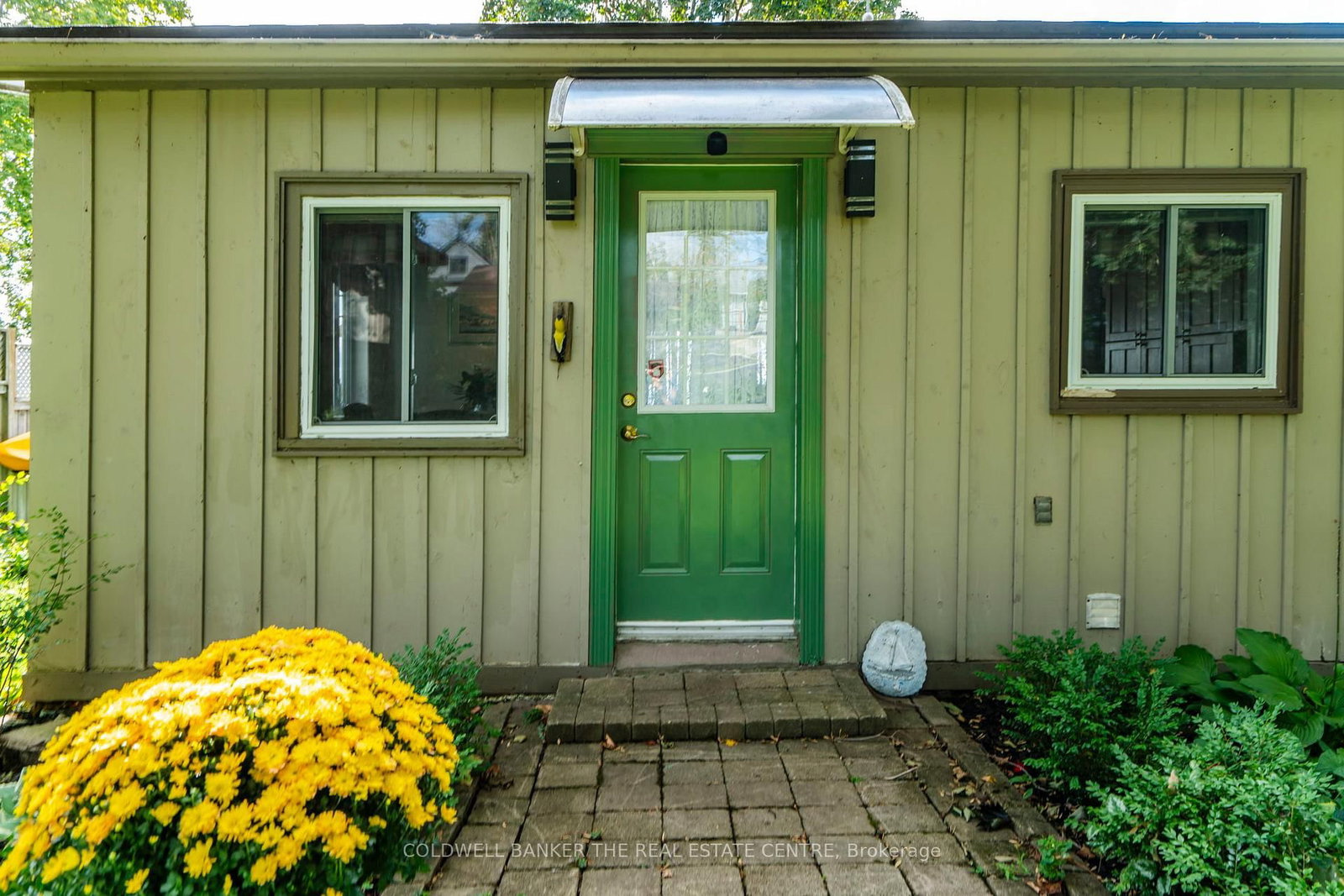 115 Lakeshore Road W • Oro-Medonte, ON photo 3