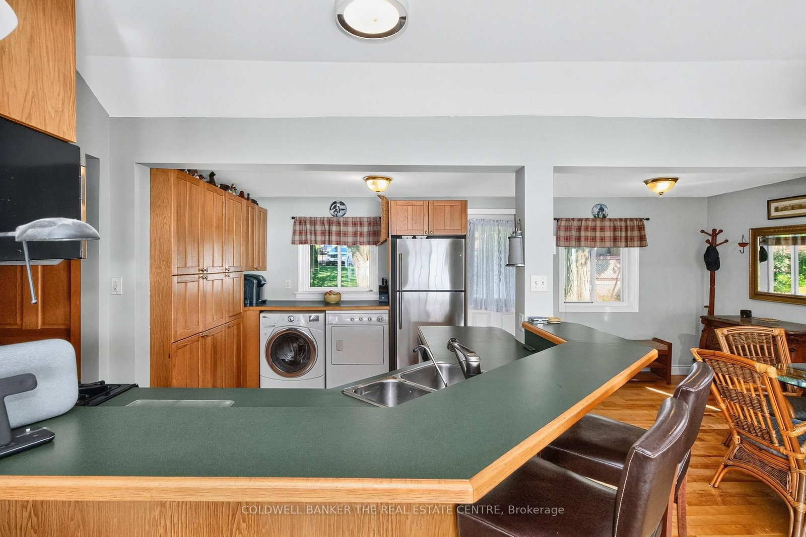 115 Lakeshore Road W • Oro-Medonte, ON photo 7