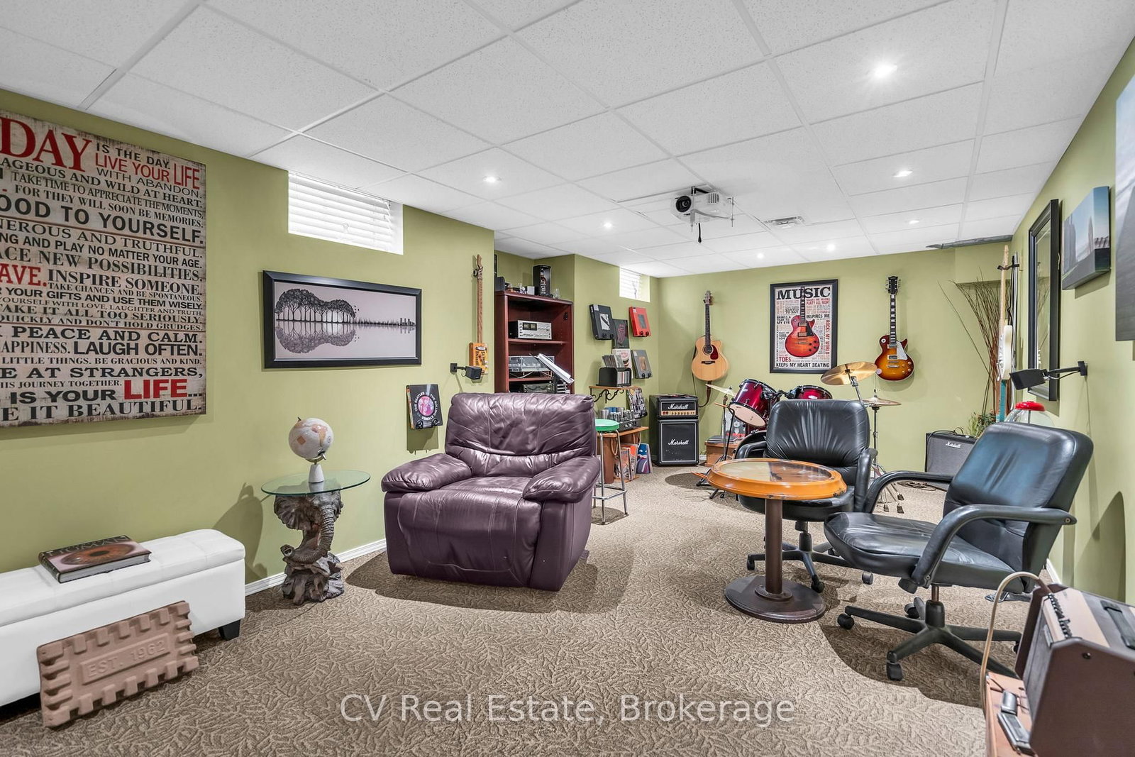 5 McCutcheon Court • Barrie, ON photo 32